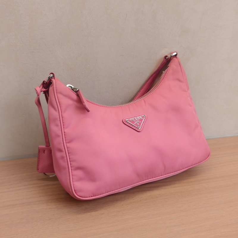 PRADA普拉達 Hobo腋下包 粉色尼龍 白標42 底長22 無附件-1