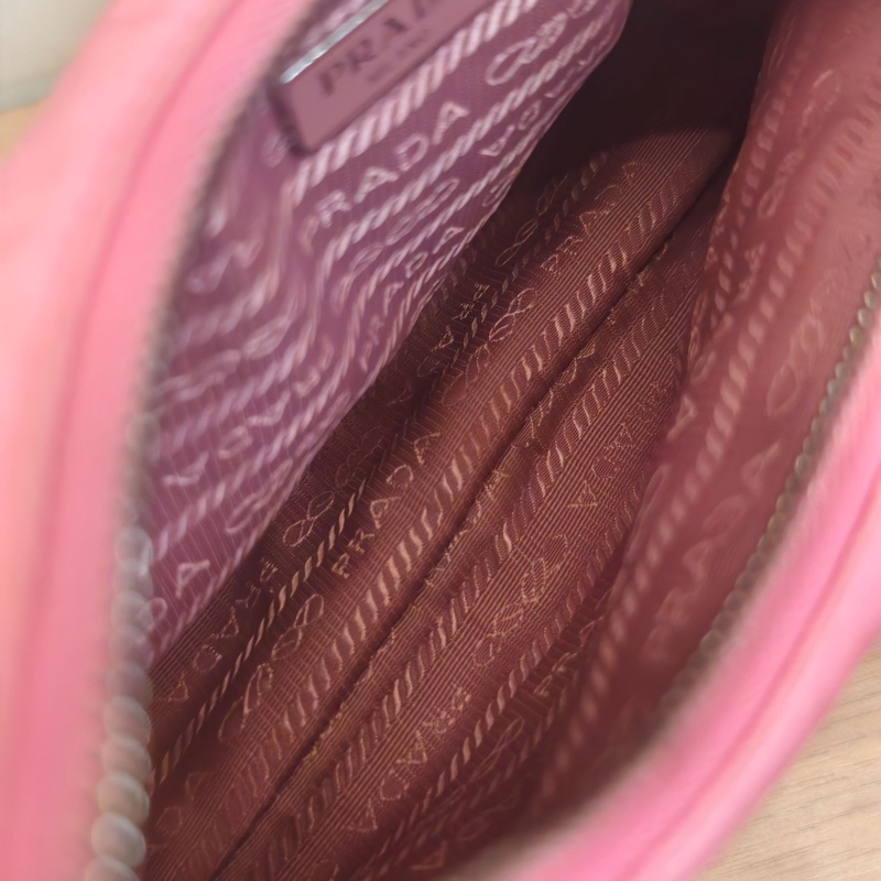 PRADA普拉達 Hobo腋下包 粉色尼龍 白標42 底長22 無附件-7