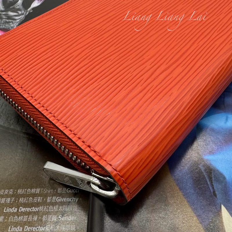 LOUIS VUITTON LV Epi 豔麗橘拉鍊長夾-22