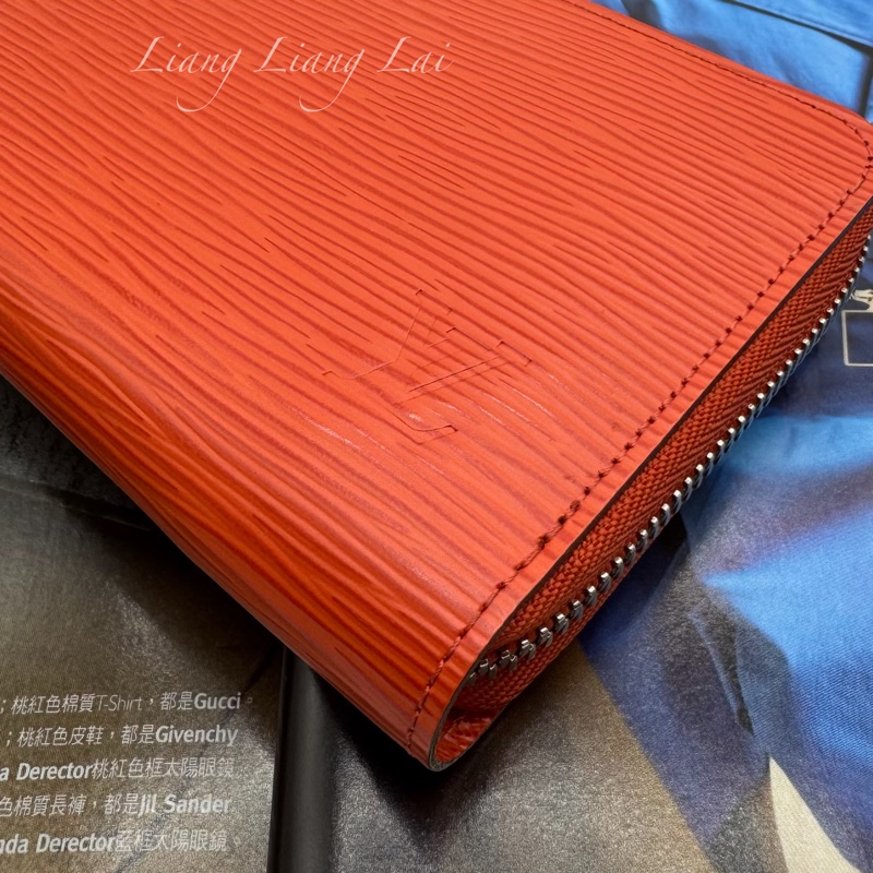 LOUIS VUITTON LV Epi 豔麗橘拉鍊長夾-24