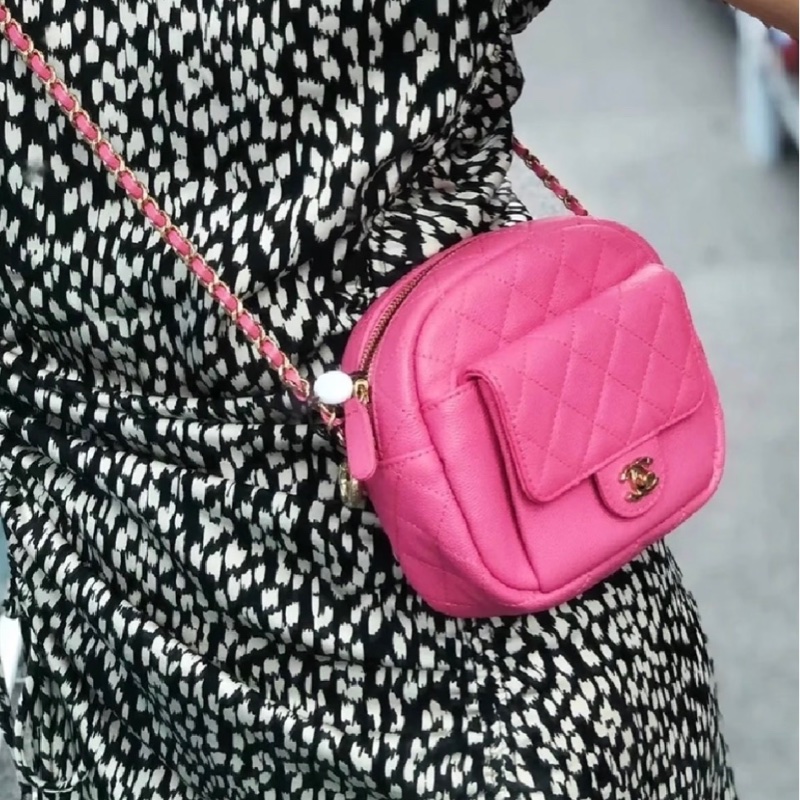 【97新 ✨ 全網最低價！】Chanel 香奈兒 粉色金扣 相機單肩斜挎包色 荔枝牛皮-0