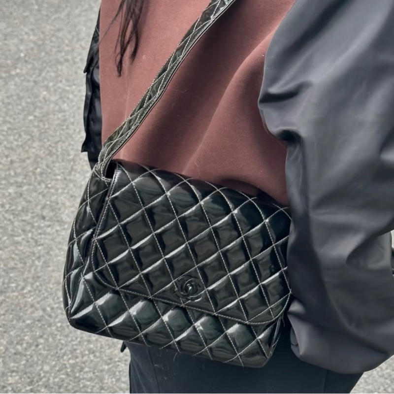 【92新 ✨ 全網最低價！】中古chanel 漆皮 菱格 豆腐包 單肩包 翻蓋（下單前先詢問庫存❗️）-0