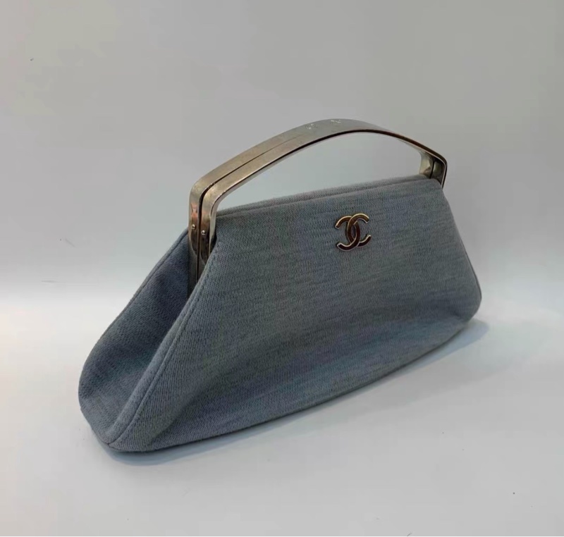 【97新 ✨ 全網最低價！】中古Chanel 香奈兒 晚宴包 箱包 手提包 手提包 藍色 銀柄 （下單前先詢問庫存❗️）-2