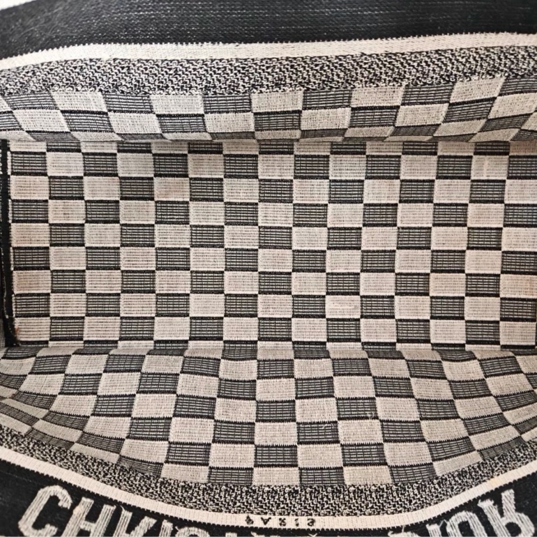 【97新 ✨ 全網最低價！】Dior迪奧 黑白格 棋盤 BookTote大號（下單前先詢問庫存❗️）-8