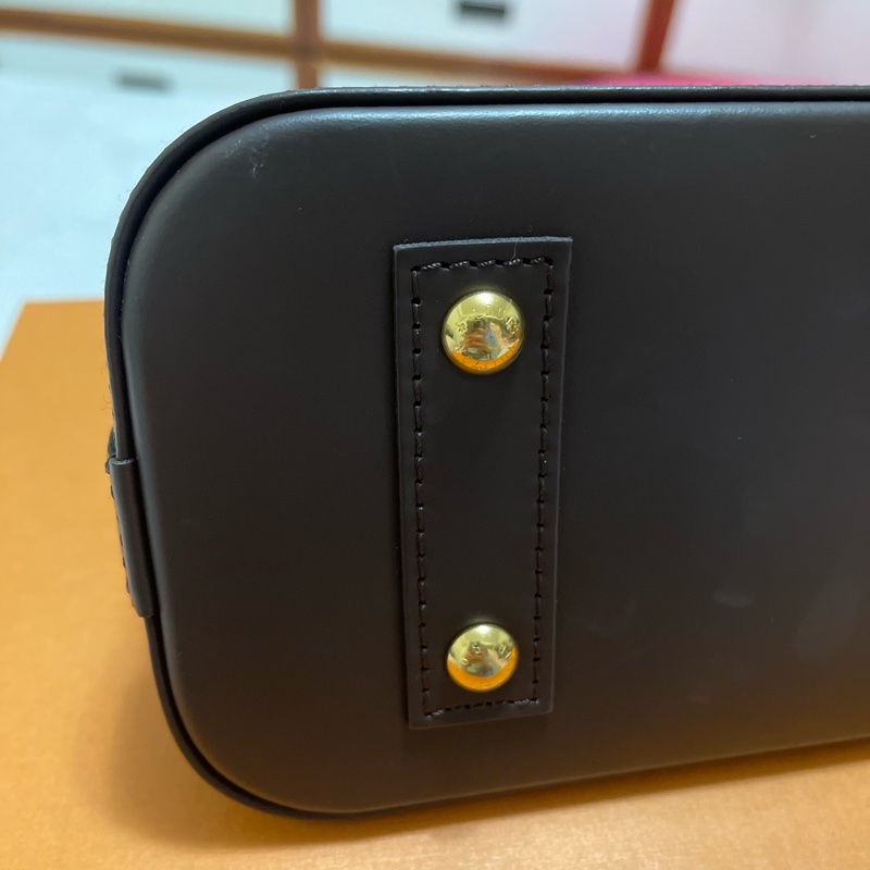 LV ALMA BB棋盤格 貝殼包-7