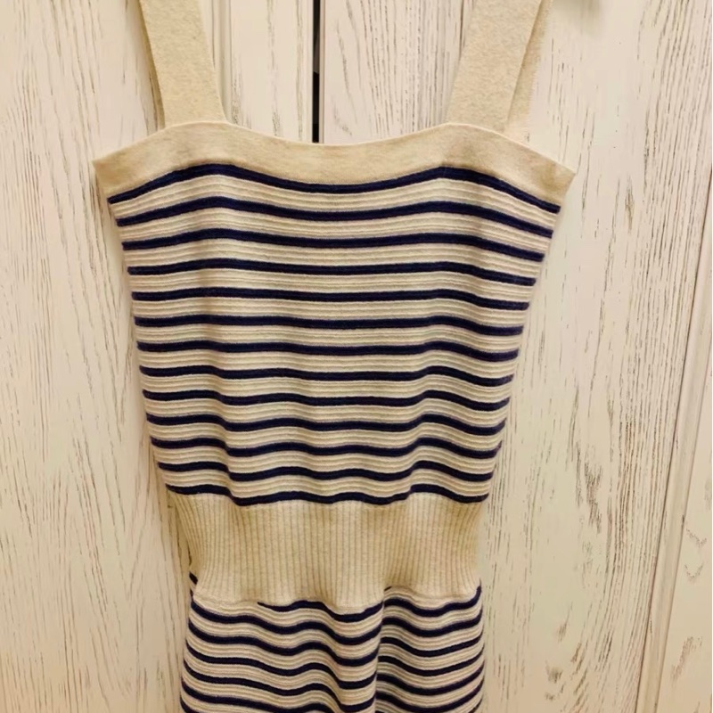 Chanel羊絨連體褲38碼-2