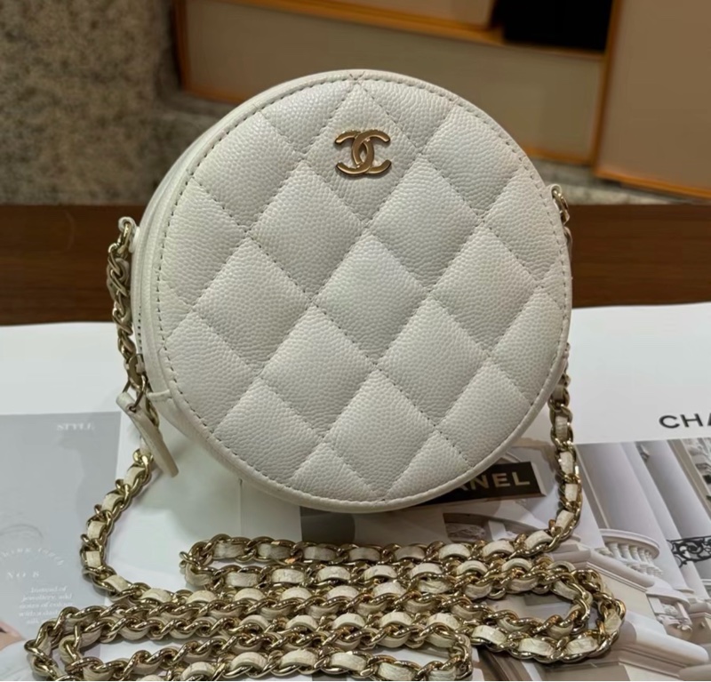 【97新 ✨ 全網最低價!】Chanel香奈兒 21C圓餅單肩包 白色 荔枝牛皮金扣 氣質斯文款(下單前先詢問庫存❗️)-1