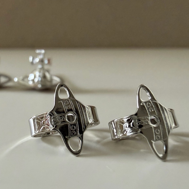 Vivienne Westwood🪐基本款 經典土星 日常耳環Lorelei (銀色)-6