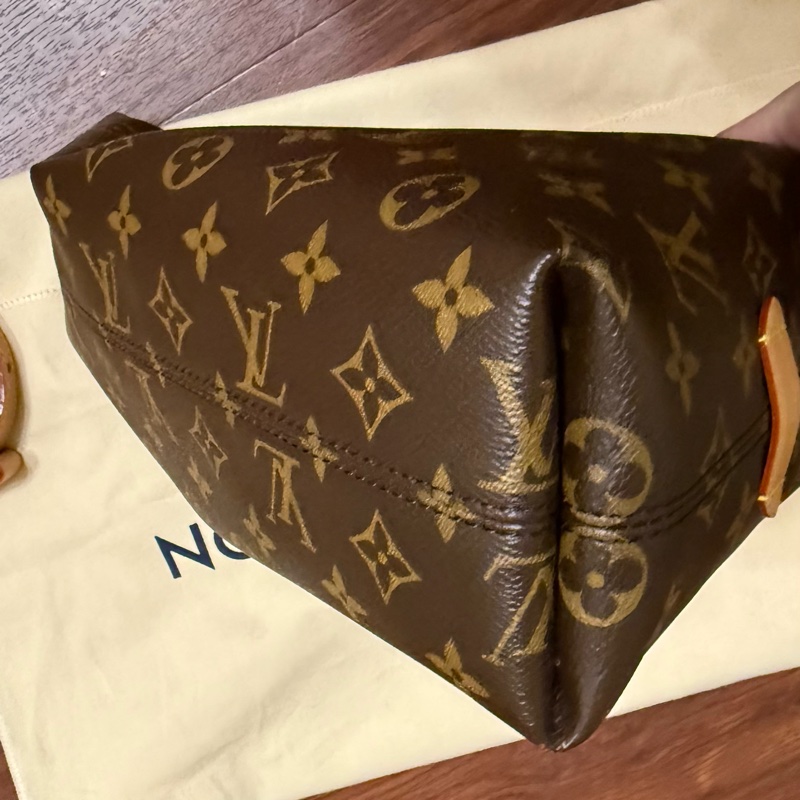 Louis Vuitton CarryAll East West M28101-7