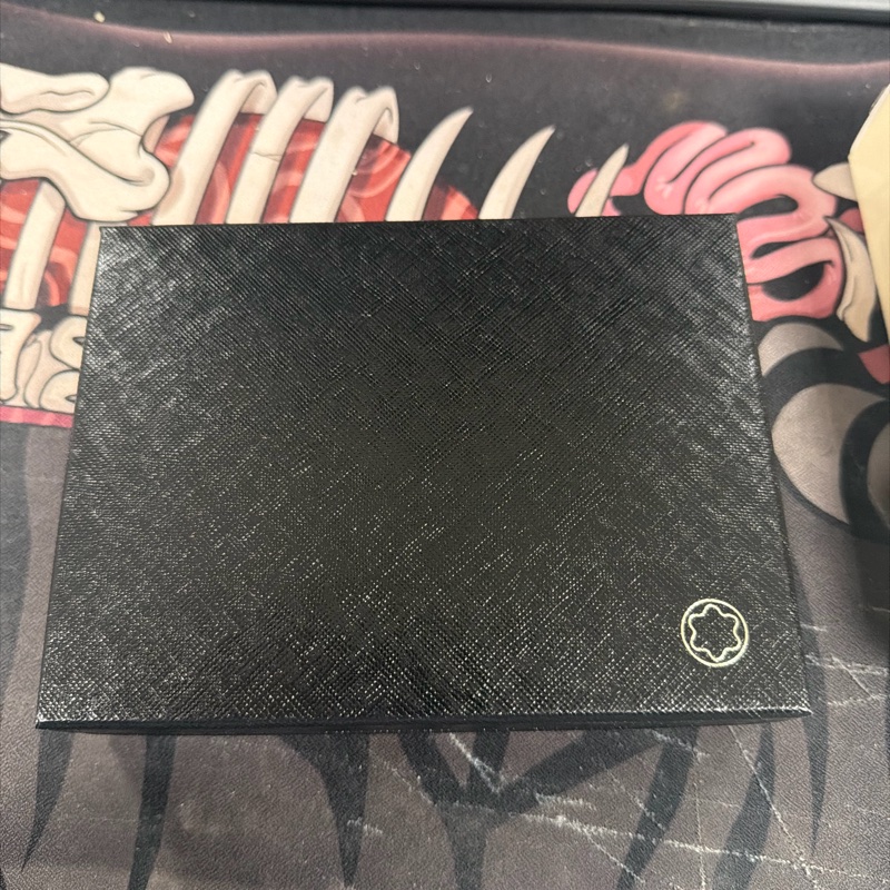 Montblanc萬寶龍六卡短夾-3