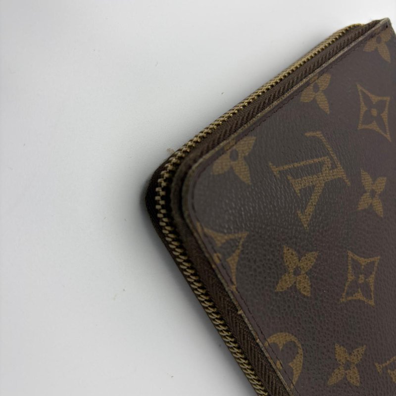 路易威登 長拉鍊皮夾-11