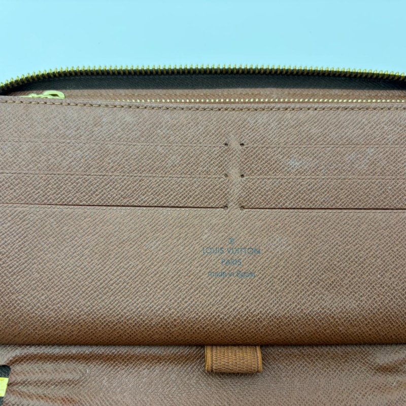 路易威登 長拉鍊皮夾-14