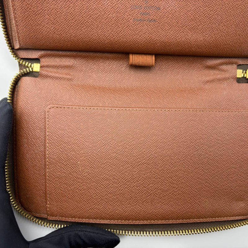 路易威登 長拉鍊皮夾-16