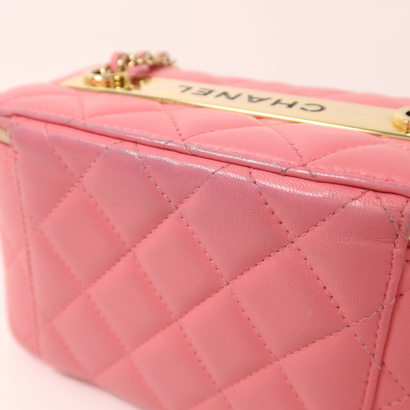 CHANEL 羊皮皮革Vanity Case金扣鏈帶肩背袋-13