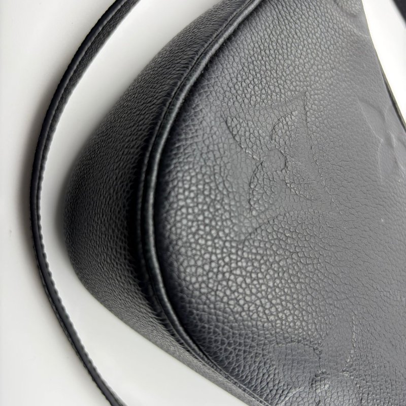 路易威登 腋下包-13