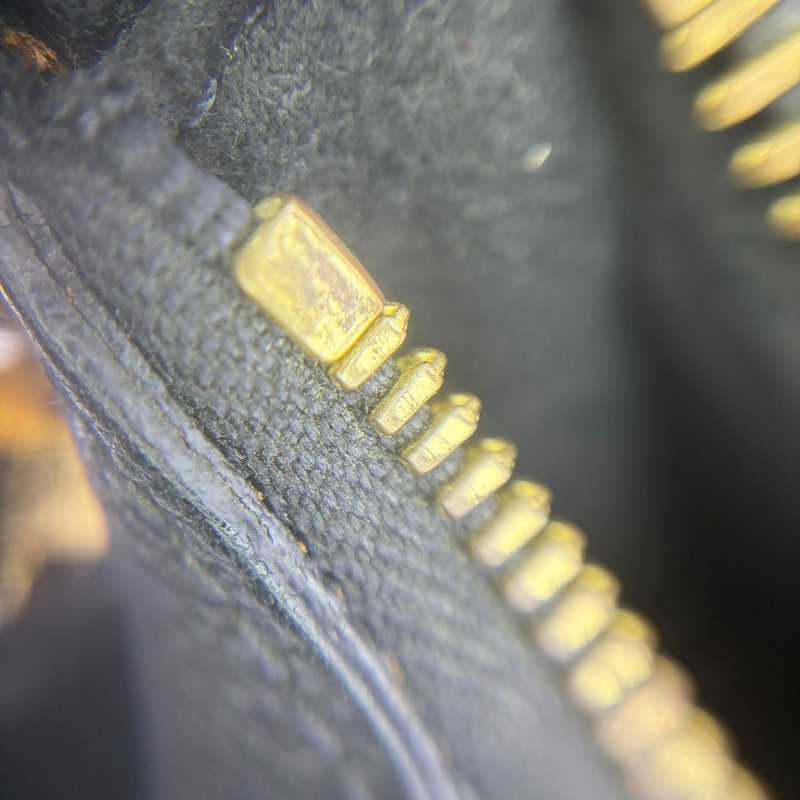 路易威登 腋下包-19