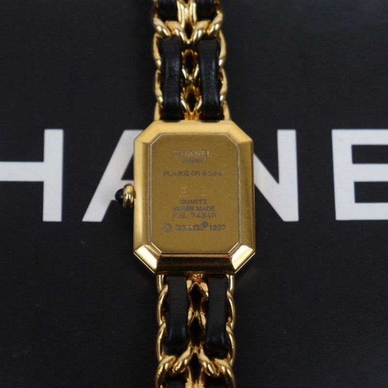 Chanel 方糖首映錶M號-14