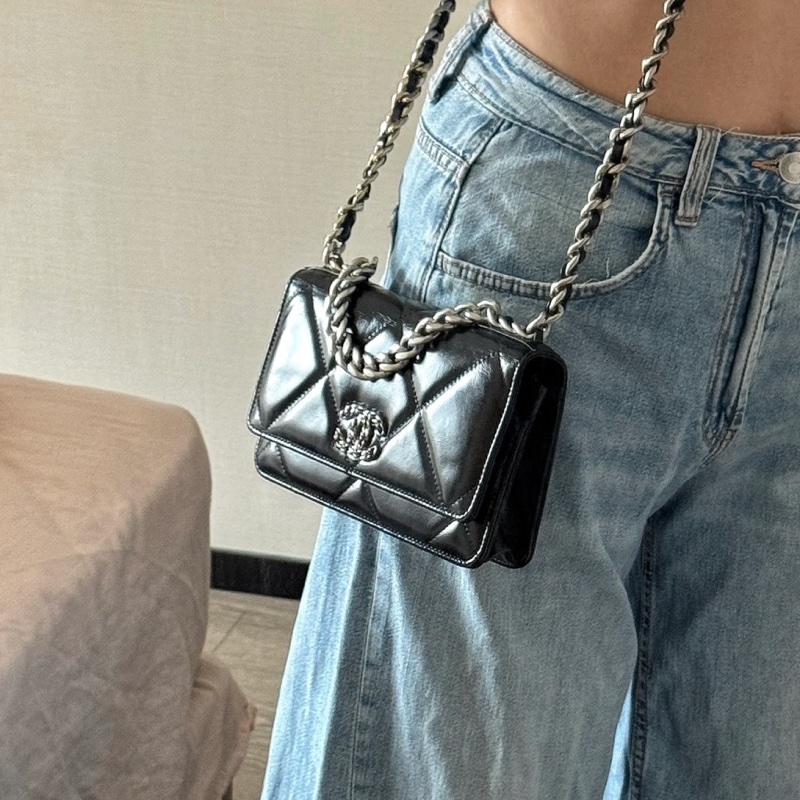 最美woc😍超低價99新🆕Chanel香奈兒黑銀全皮19bag woc單肩斜挎手提包-7