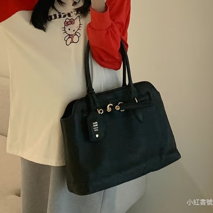 明星同款😎99新🆕MiuMiu繆繆Aventure黑色金扣羊皮大號托特包手提包👜-4