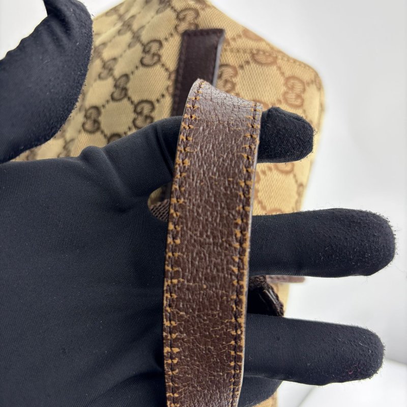 Gucci 經典老花後背包-23