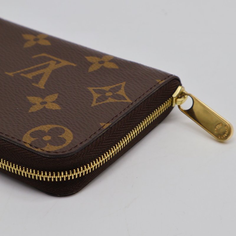 LOUIS VUITTON 經典老花拉鍊零錢包-5