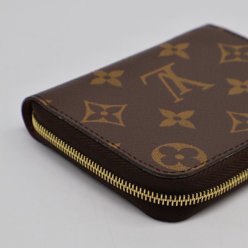 LOUIS VUITTON 經典老花拉鍊零錢包-7