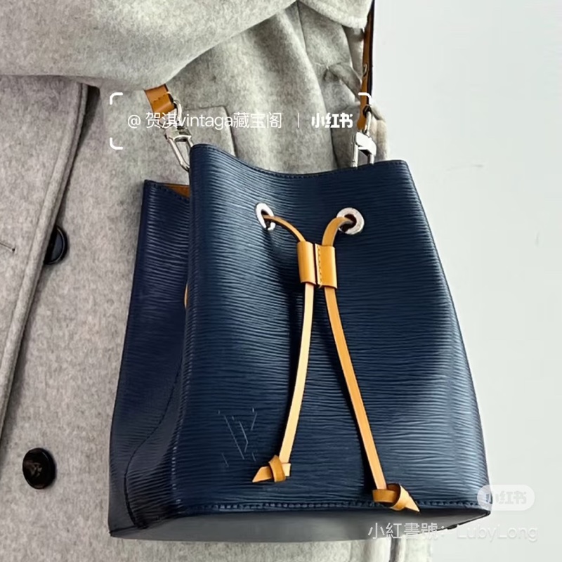 日常百搭款😍全網最低價❤️🔥Lv路易威登NeoNoeBB藏藍色水波紋內拼太陽黃抽繩水桶包手提單肩包-0