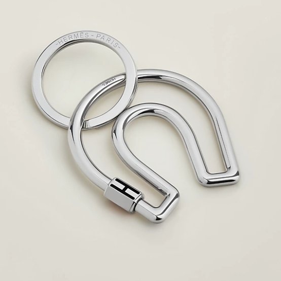 現貨商品 二手商品 台灣購證 專櫃正貨 HERMES　黑色Fer a Cheval鑰匙圈-4