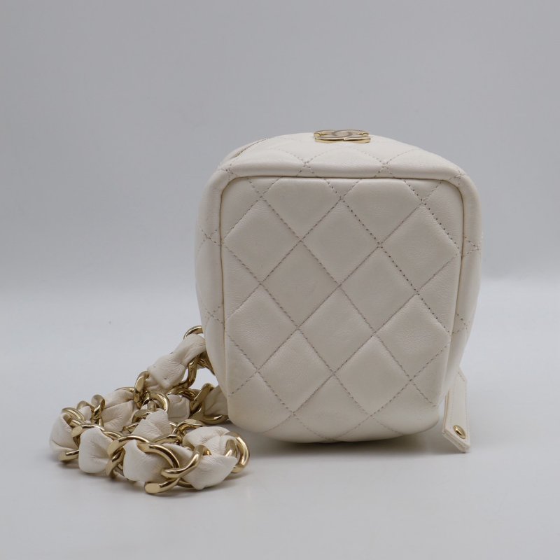 CHANEL 22S手提骰子包 - 白金32開-14