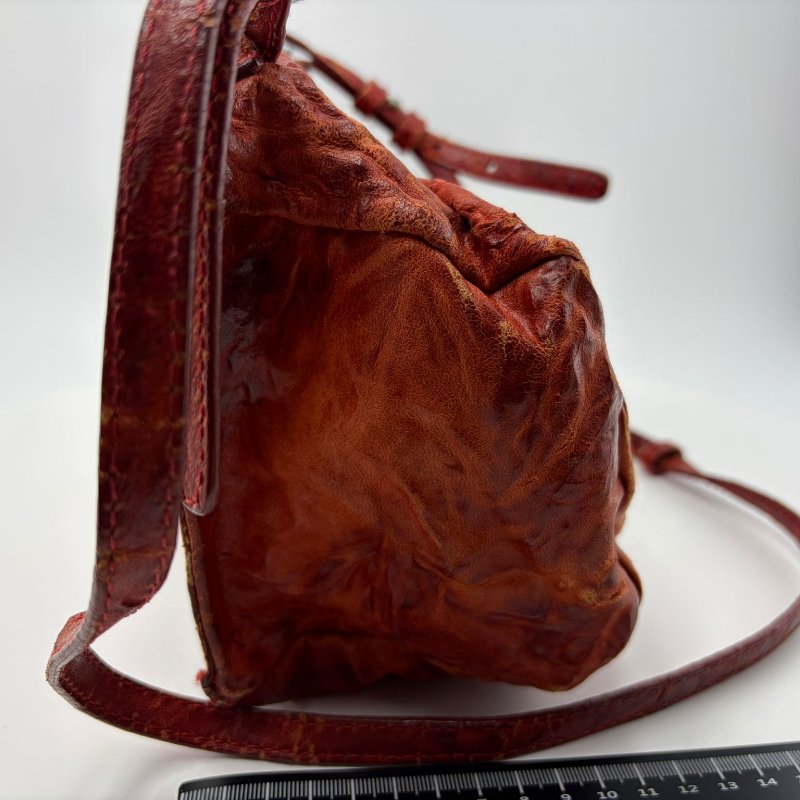 Givenchy 皮革斜背包-7