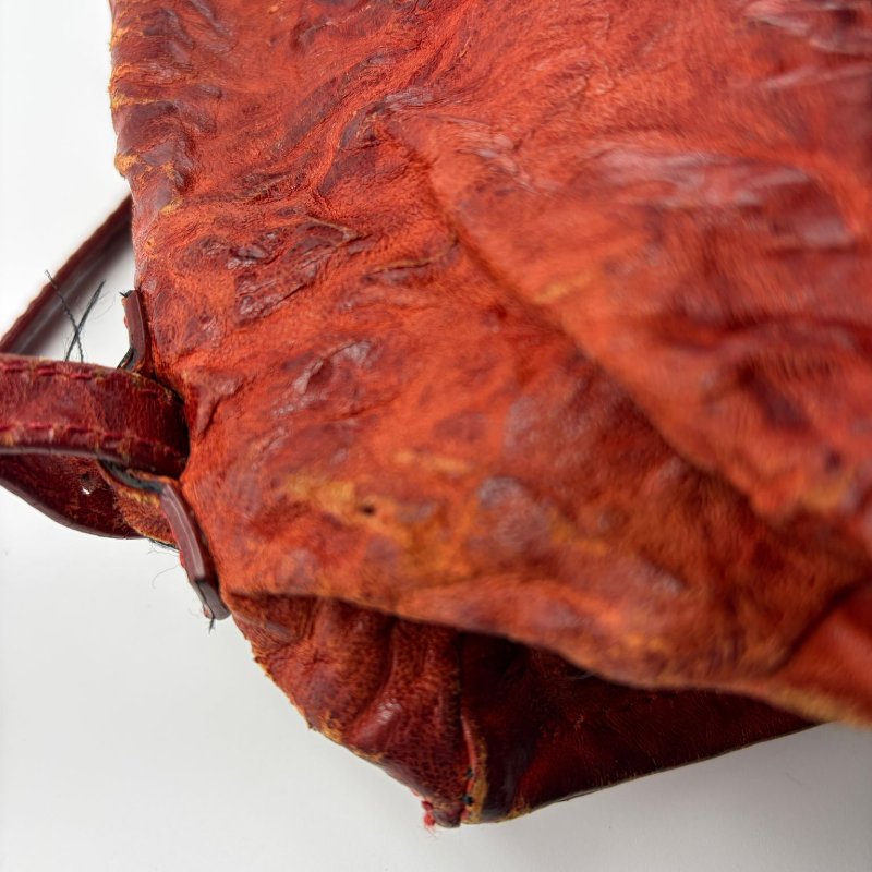 Givenchy 皮革斜背包-15