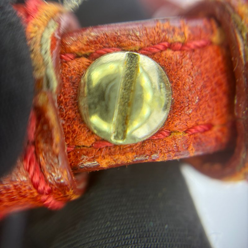 Givenchy 皮革斜背包-21