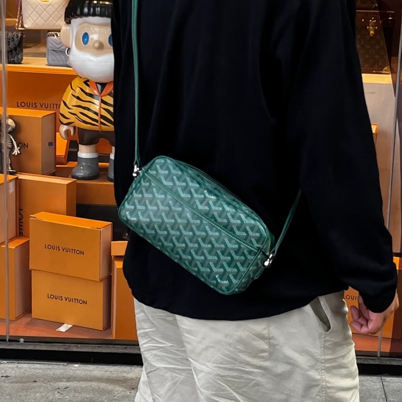 超限量低價💯帥潮必入😎Goyard戈雅Cap-vert綠色Y字老花塗層帆布相機包斜挎包肩背包📷-0