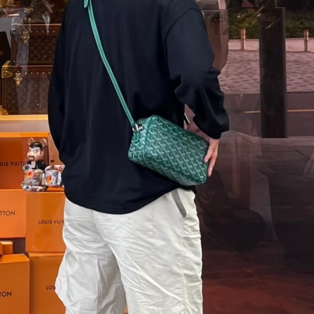 超限量低價💯帥潮必入😎Goyard戈雅Cap-vert綠色Y字老花塗層帆布相機包斜挎包肩背包📷-1