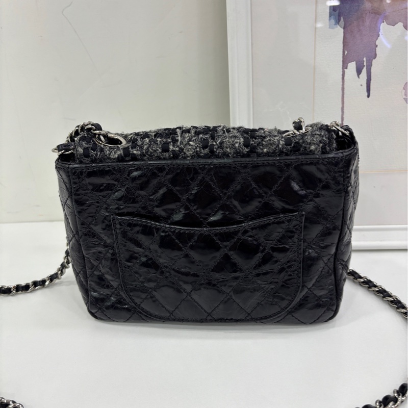 Chanel油蠟牛皮拼軟呢翻蓋鏈條包，18*14*7.5cm，13開-1