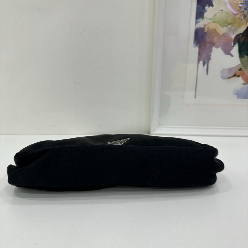 Prada vintage 中古包 黑色 緞面 蛙口包-5