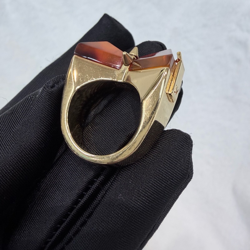 LV Spiky bow 玳瑁領結造型戒指 LN008-7