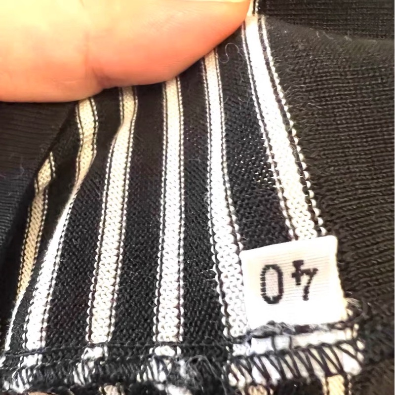 Chanel中古短袖40碼-3