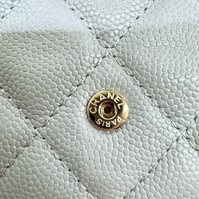 CHANEL淺灰色淡金釦荔枝牛皮三折短夾AP0712-18
