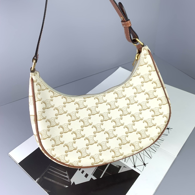 Celine白色腋下包🤍包況很新❤️-0