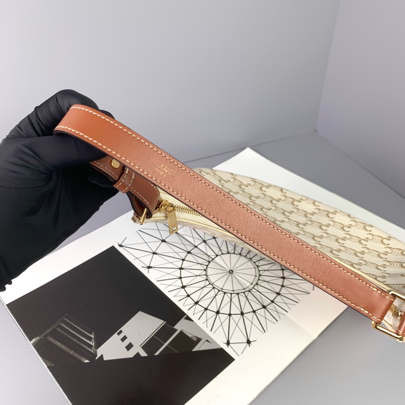 Celine白色腋下包🤍包況很新❤️-7