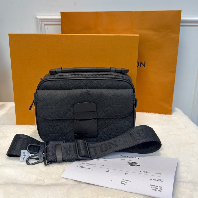 LV S-Lock Messenger 全套齊 最型格暗黑風格🖤情人節回禮一流❤️🔥-0