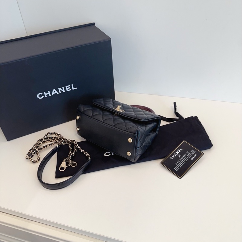 【99新大全套🆕】Chanel CocoHandle mini憨豆郵差包 黑金荔枝皮蜥蜴手柄 手提包 斜挎包 單肩包-4