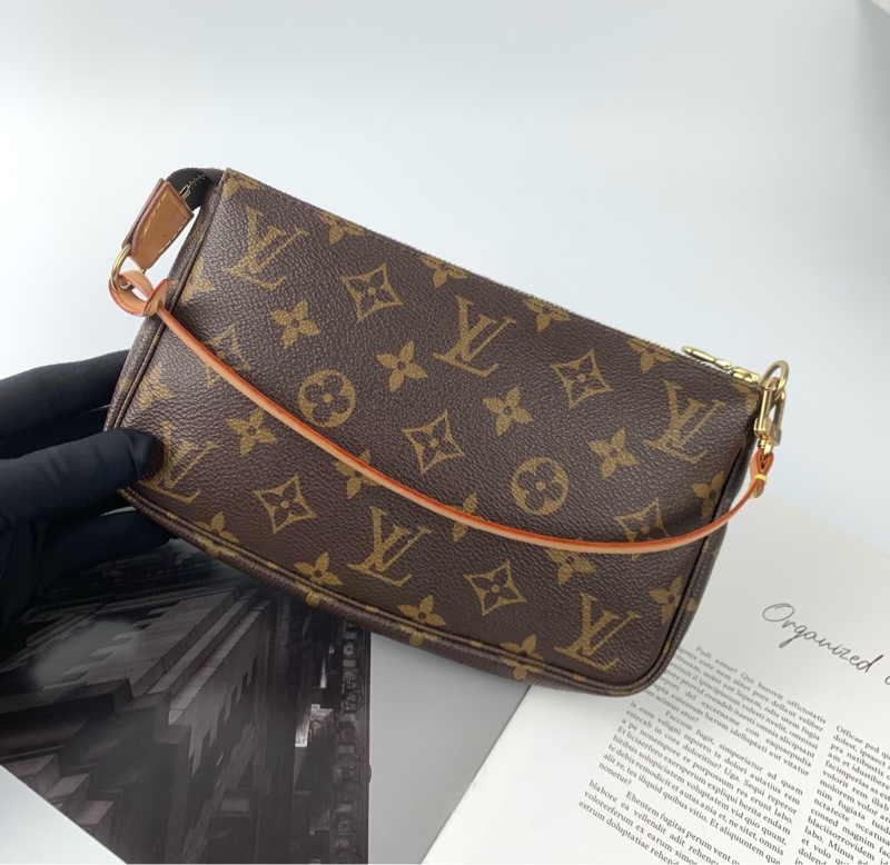 LV大麻將包 包況很新👍有金屬長鏈條-4