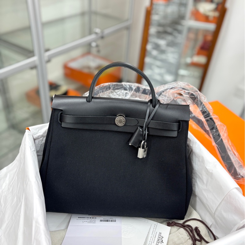 【全新閒置】Hermes 黑銀Herbag31子母 B刻 手提包 單肩包-0