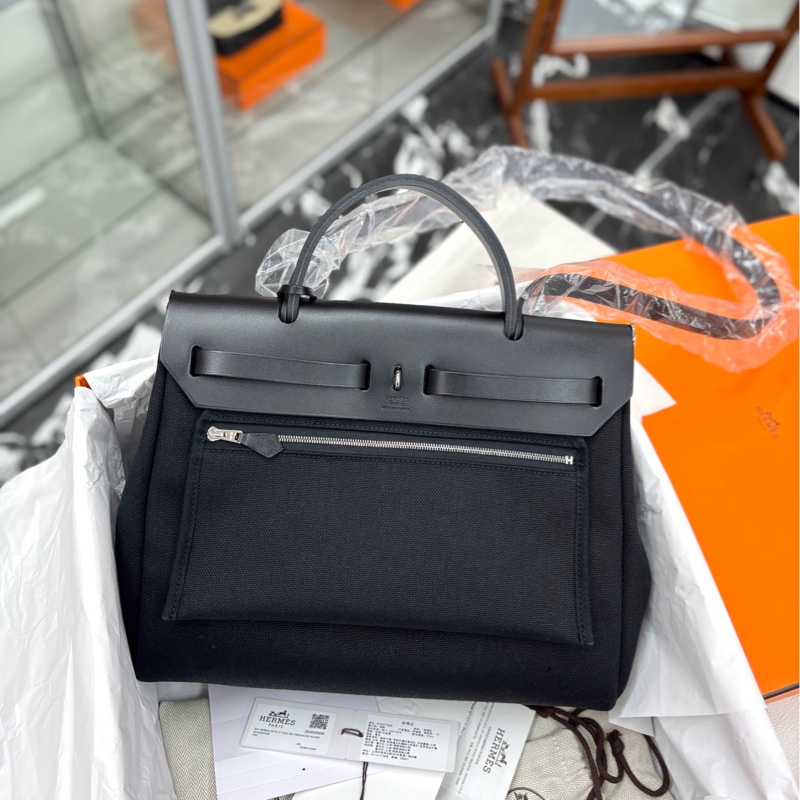 【全新閒置】Hermes 黑銀Herbag31子母 B刻 手提包 單肩包-4