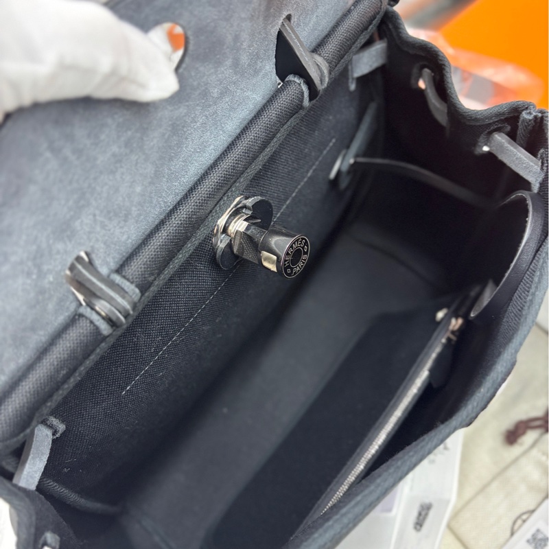 【全新閒置】Hermes 黑銀Herbag31子母 B刻 手提包 單肩包-7