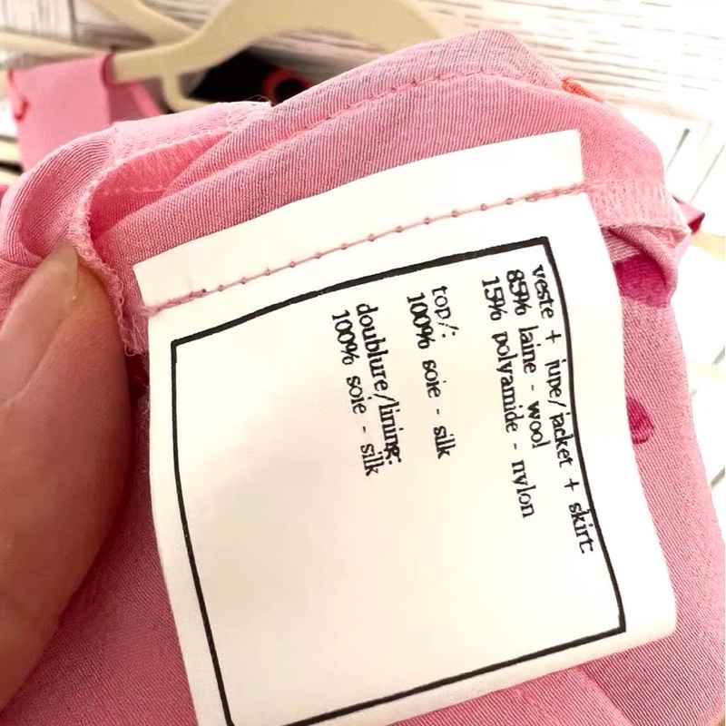Chanel字母背心粉色44碼偏小,黑色40碼-4