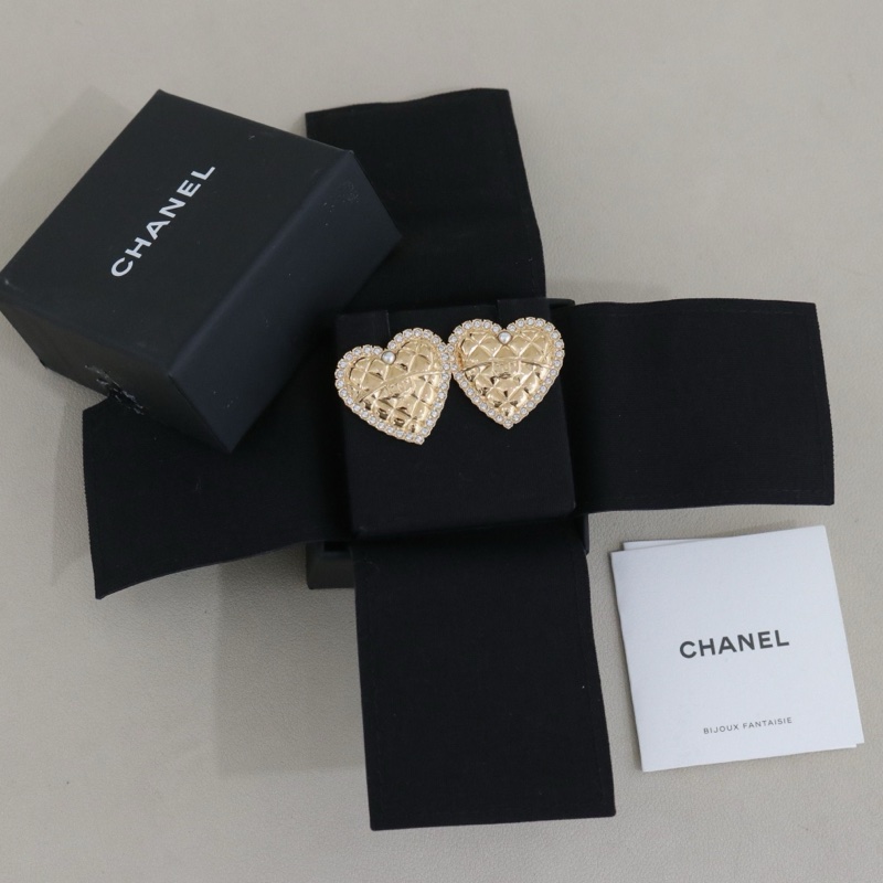 99新閑置品 Chanel 香奈兒愛心耳釘-9