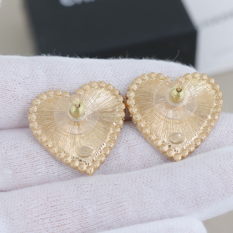 99新閑置品 Chanel 香奈兒愛心耳釘-11